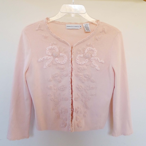 Soft peach embroidered sweater sz medium - Picture 6 of 6